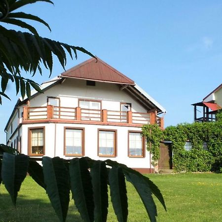 Na Poczatku - Apartamenty Ujście-Darłowskie Dış mekan fotoğraf